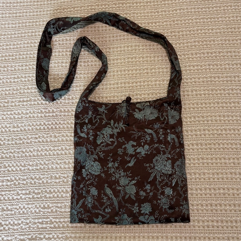Cloth Over-the-shoulder bag